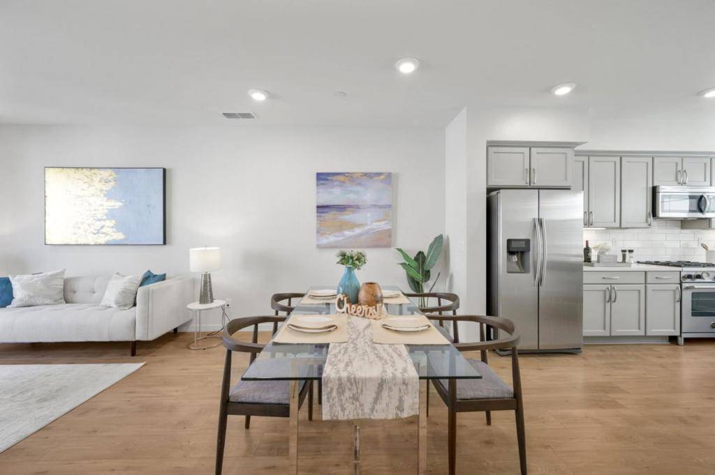 Sunnyvale, CA 94085,810 Gridley TER #4