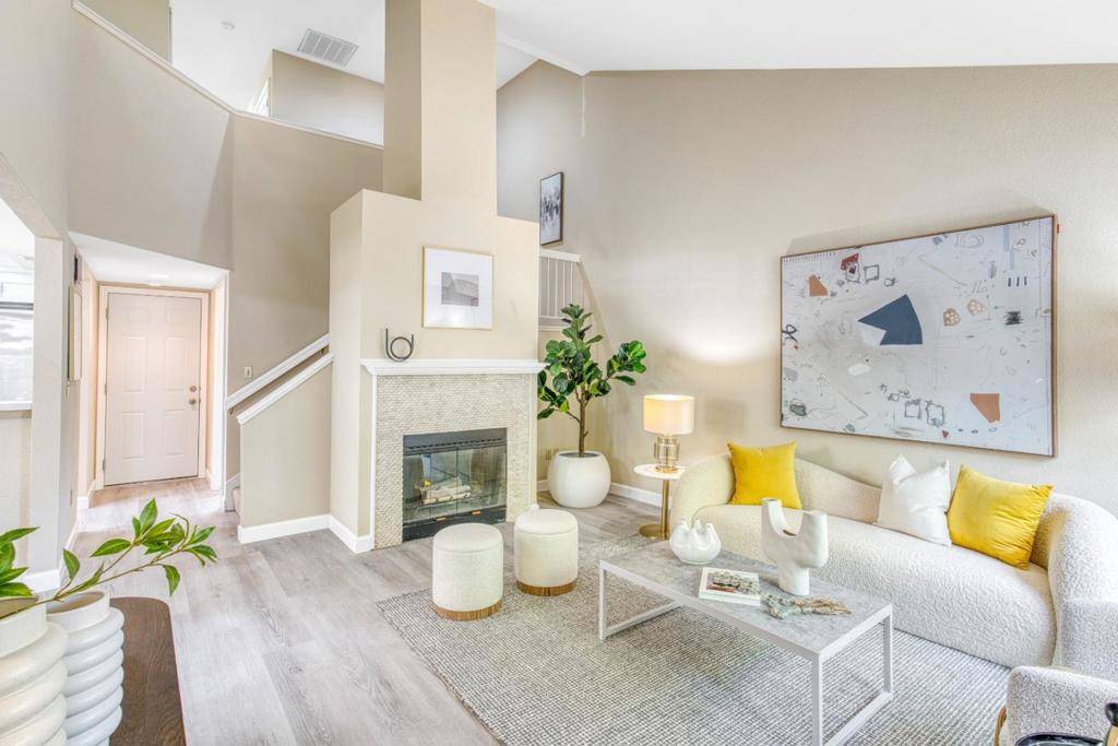 Pleasanton, CA 94588,7387 Stonedale DR