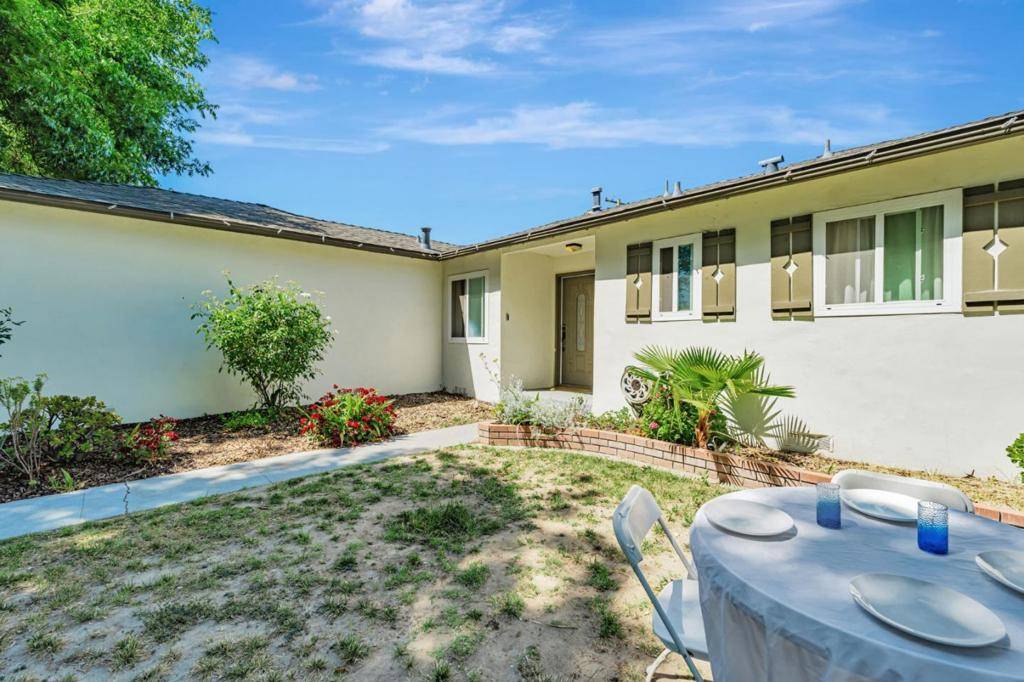 Modesto, CA 95350,2105 Geneva DR