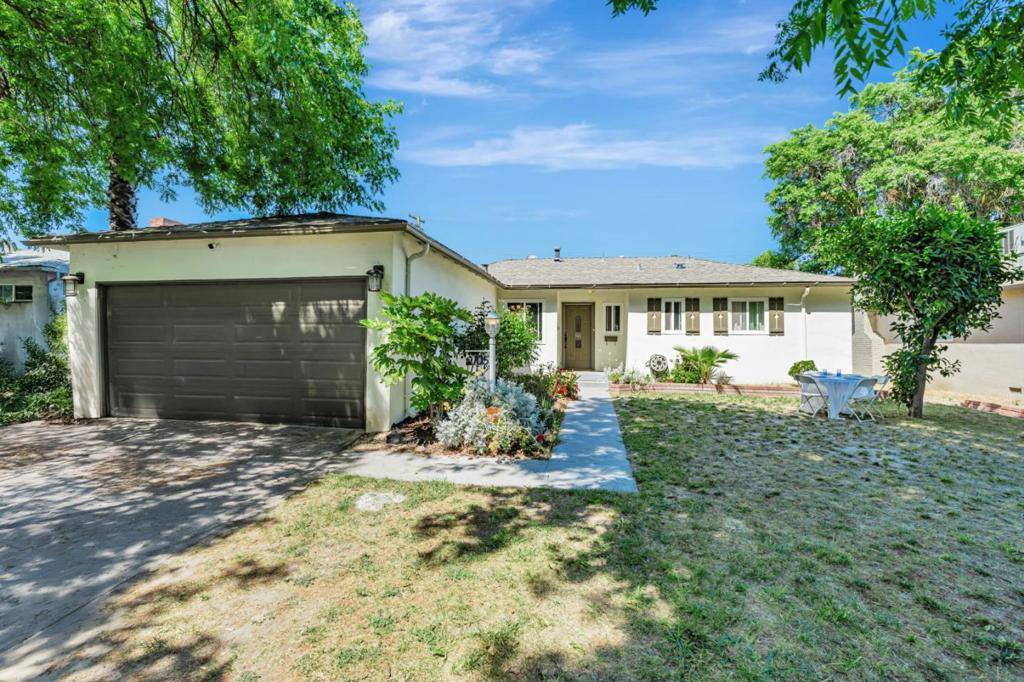 2105 Geneva DR, Modesto, CA 95350
