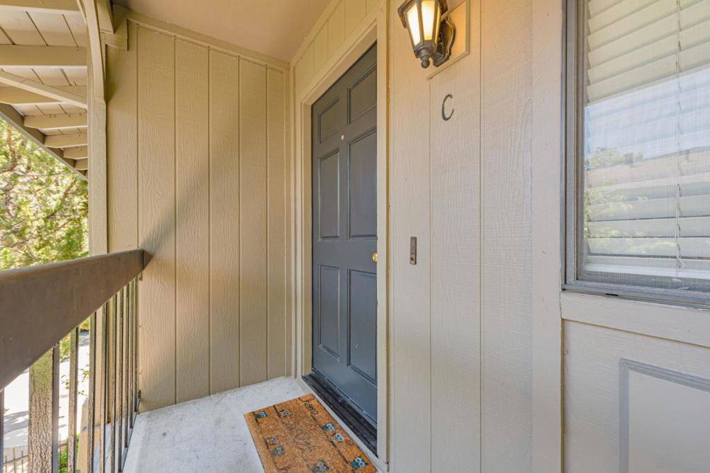 Saratoga, CA 95070,14660 Big Basin WAY #C