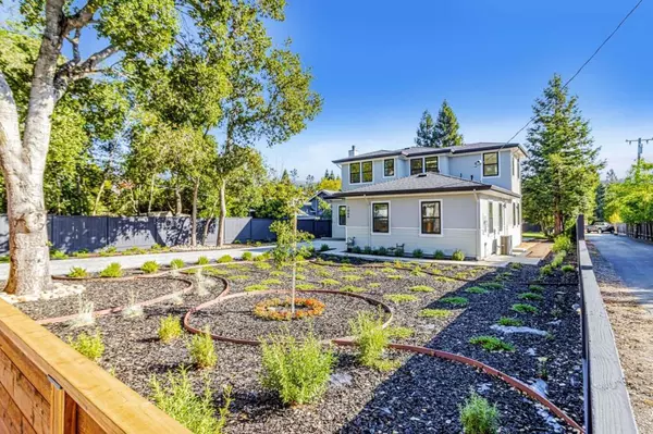 Moraga, CA 94556,1066 Larch AVE