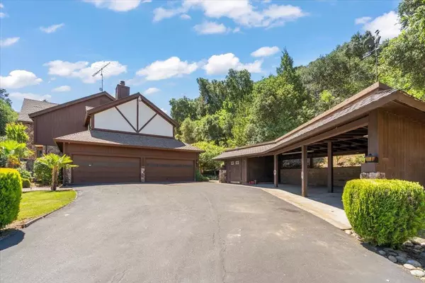 Morgan Hill, CA 95037,2155 Lilac LN