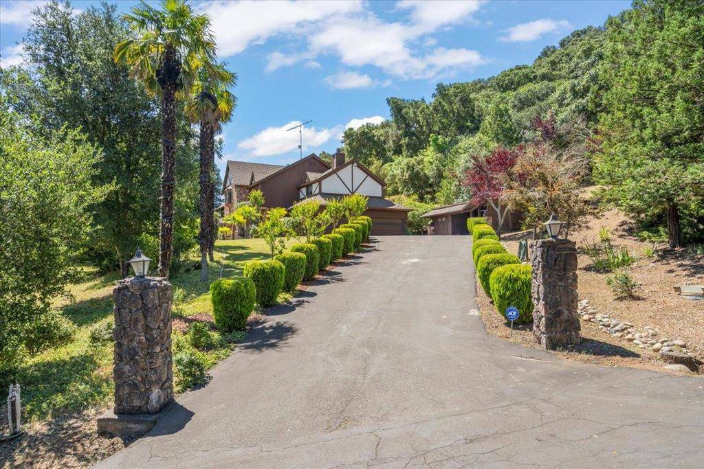 2155 Lilac LN, Morgan Hill, CA 95037