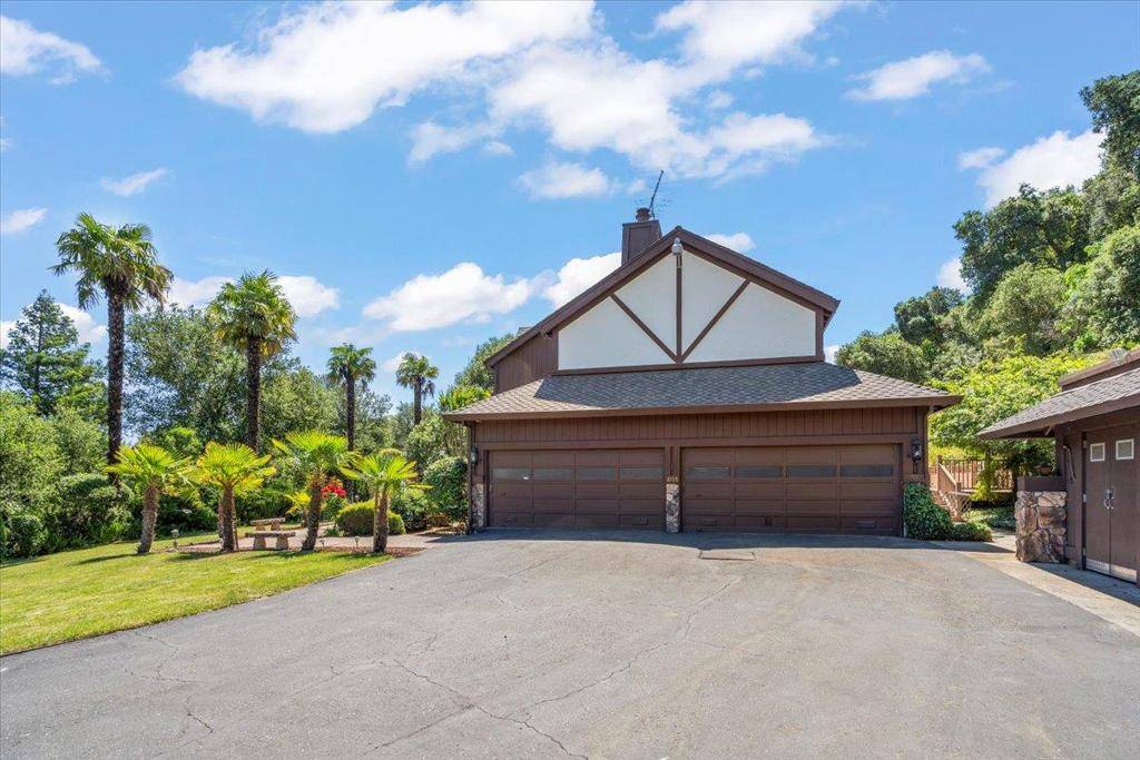 Morgan Hill, CA 95037,2155 Lilac LN