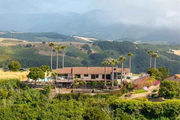 Monterey, CA 93940,10955 Saddle RD