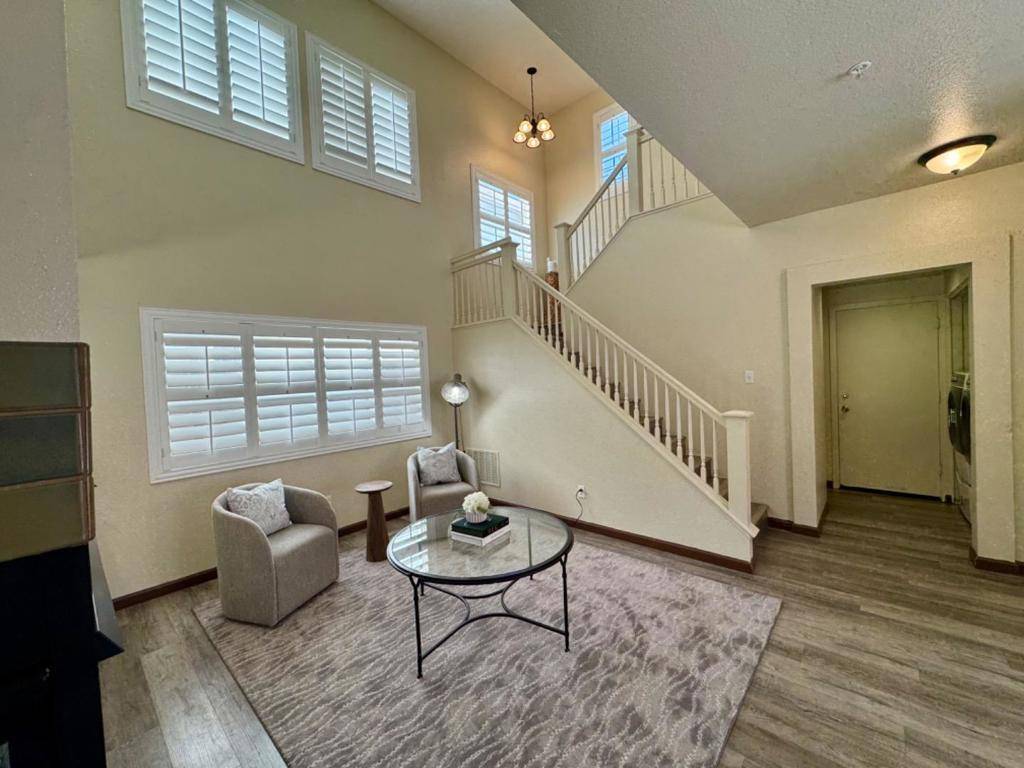 Salinas, CA 93908,18114 Stonehaven