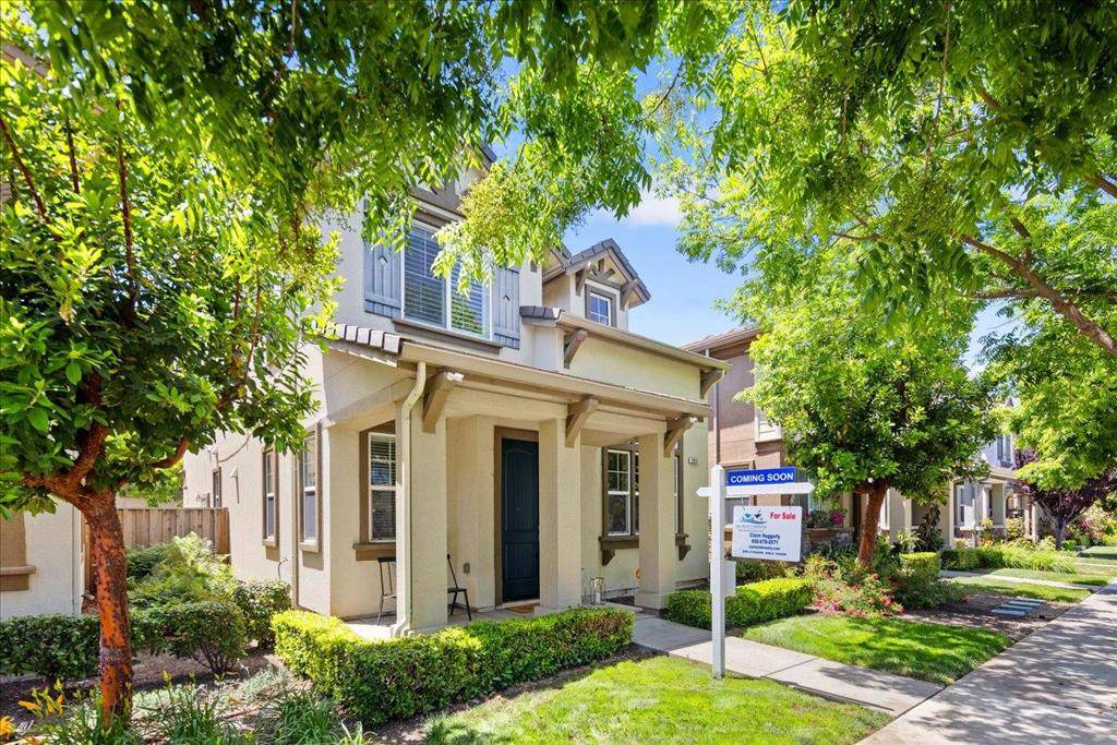 Hayward, CA 94541,2015 Parkhurst ST