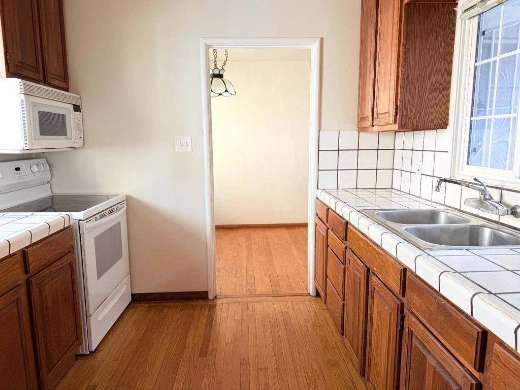 Alameda, CA 94501,1813 Lincoln AVE