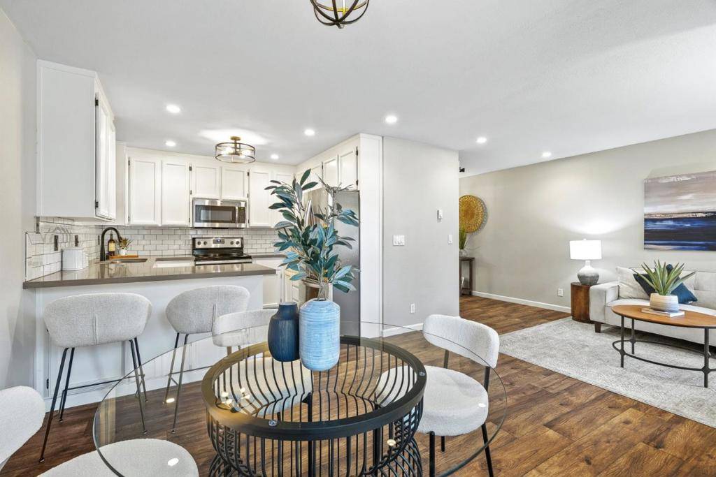 Campbell, CA 95008,374 Union AVE #C