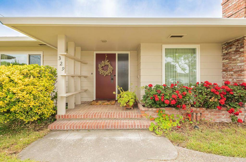 Salinas, CA 93901,329 San Vincente AVE