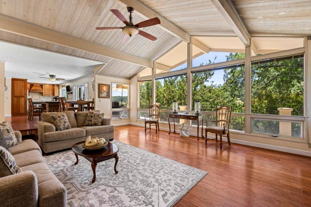 Morgan Hill, CA 95037,13700 Sycamore DR