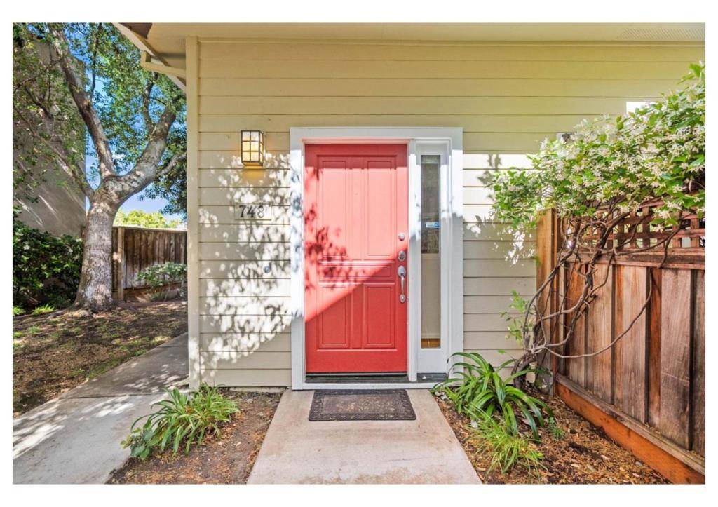 Mountain View, CA 94043,748 Cottage CT