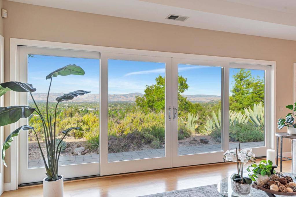 Los Gatos, CA 95032,15010 Larga Vista DR