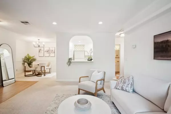 San Jose, CA 95118,4519 Waterville DR