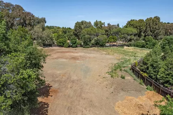 Los Altos Hills, CA 94022,27121 W Fremont RD