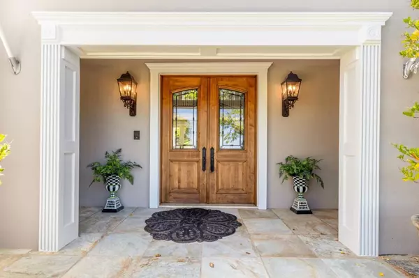 Los Gatos, CA 95030,16541 Cypress WAY