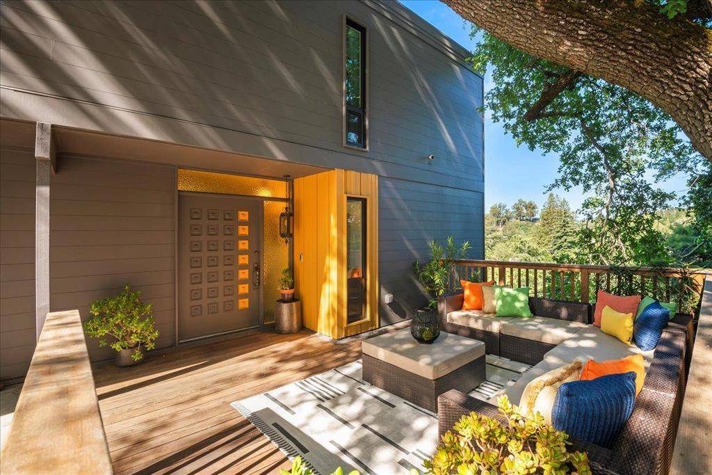 Los Gatos, CA 95030,25 Grove ST