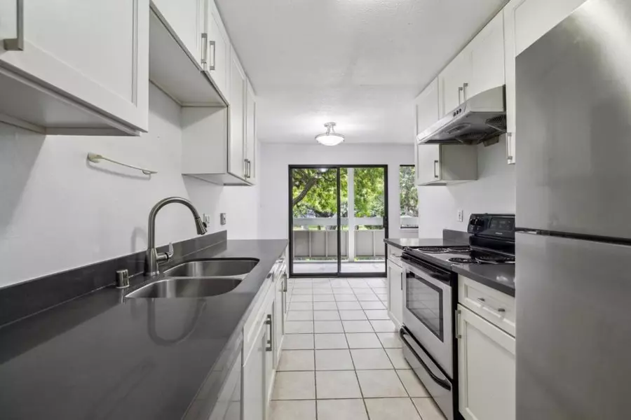 1061 Beach Park BLVD #108, Foster City, CA 94404