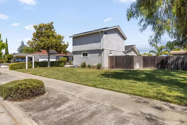 San Jose, CA 95124,1795 Foxworthy AVE