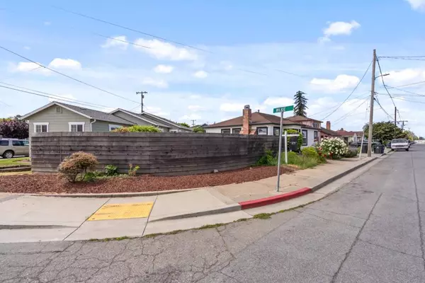 Watsonville, CA 95076,630 California ST