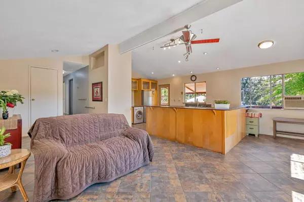 Martinez, CA 94553,3504 SUNRISE CT