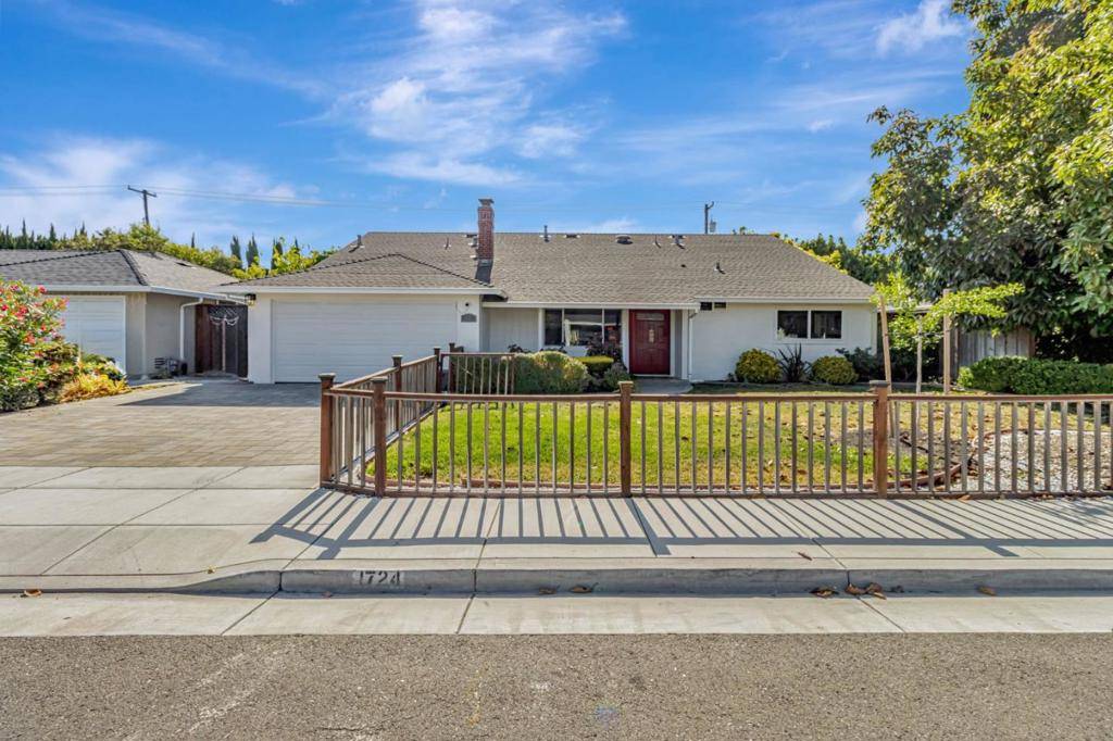 Santa Clara, CA 95050,1724 Graham LN
