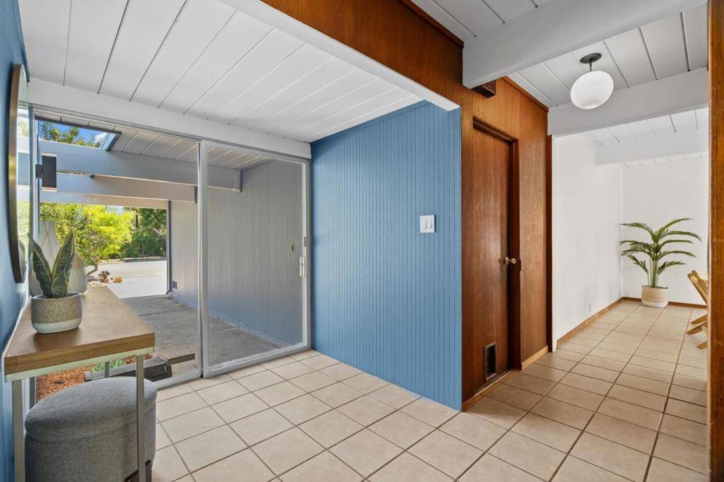 Sunnyvale, CA 94087,858 Cornwall CT