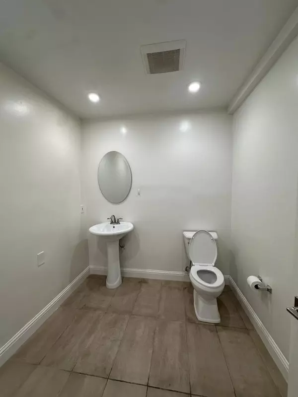 San Francisco, CA 94110,3486 Mission ST #3484
