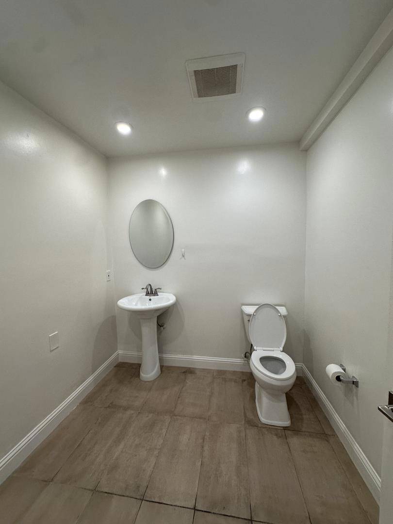 San Francisco, CA 94110,3486 Mission ST #3484