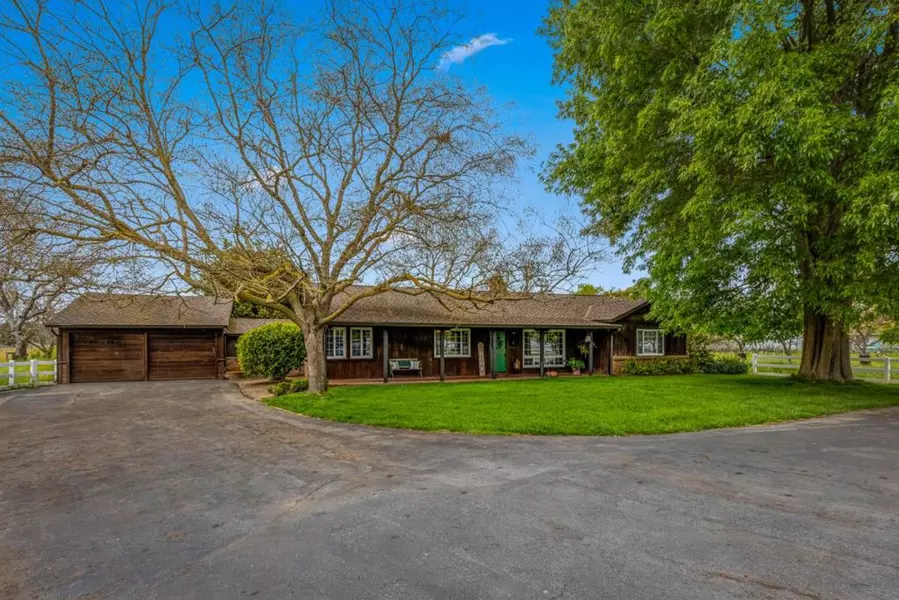 13755 Columbet AVE, San Martin, CA 95046