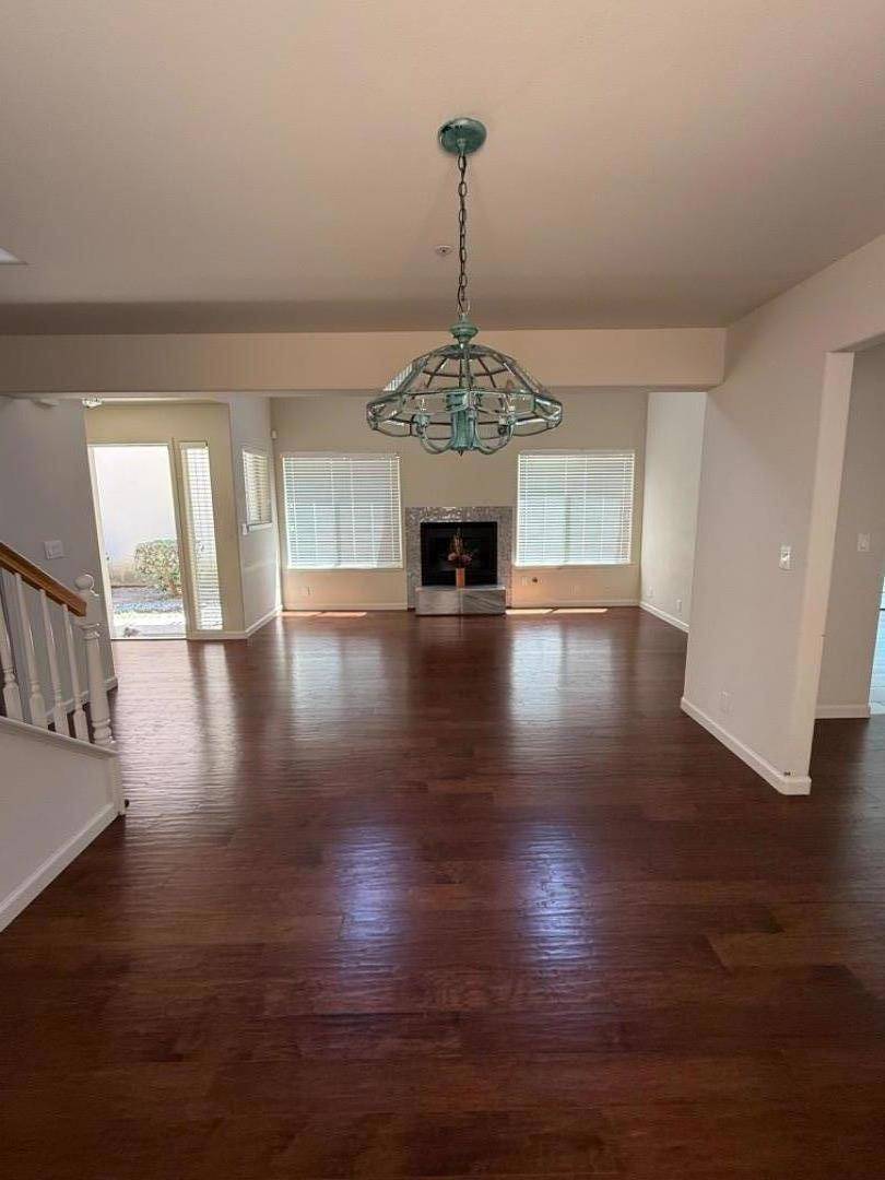 Salinas, CA 93906,949 Nantucket BLVD #16