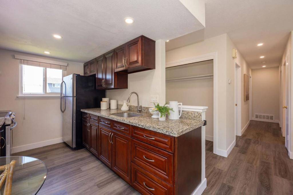 Half Moon Bay, CA 94019,1026 Suzanne CT