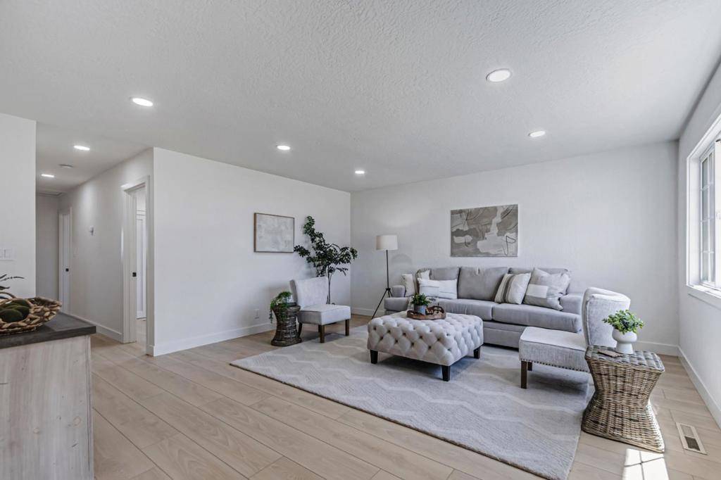 Milpitas, CA 95035,1615 Dennis AVE