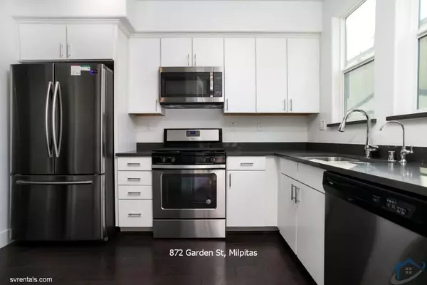 Milpitas, CA 95035,872 Garden ST