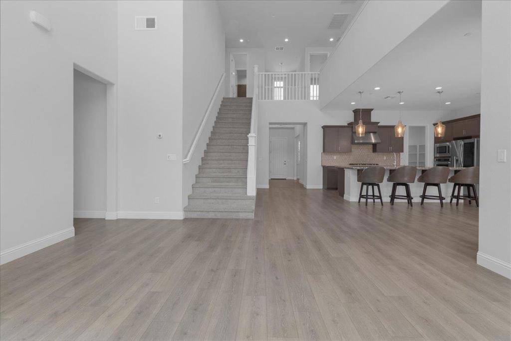 Marina, CA 93933,586 Braden WAY
