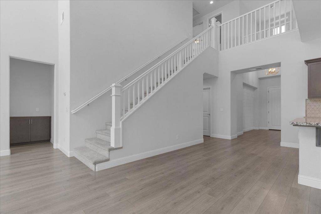 Marina, CA 93933,586 Braden WAY