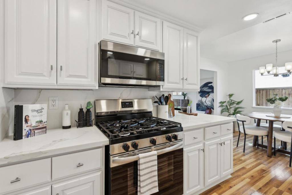 Milpitas, CA 95035,1549 Portola DR