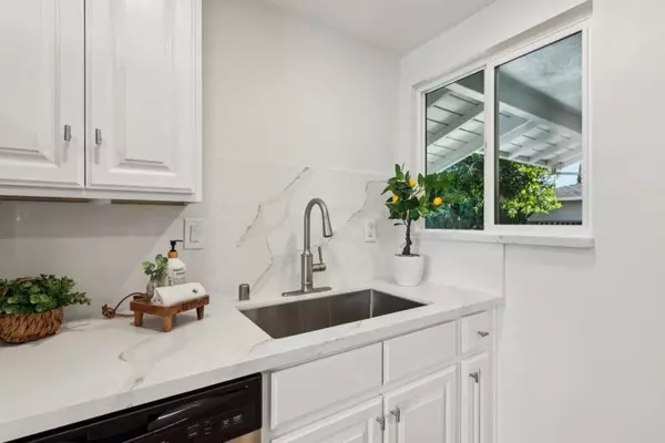 Milpitas, CA 95035,1549 Portola DR