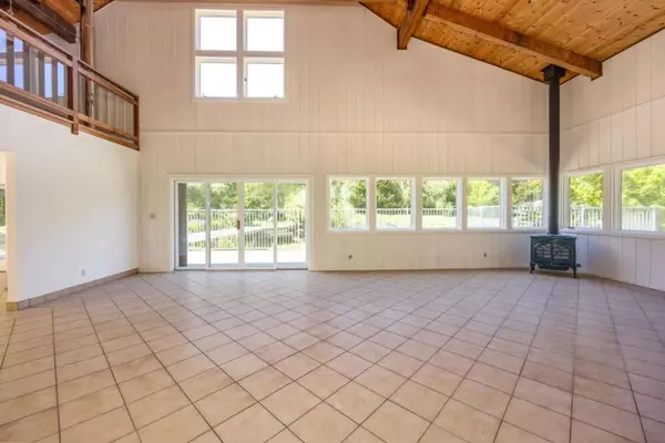 Half Moon Bay, CA 94019,1770 Higgins Canyon RD