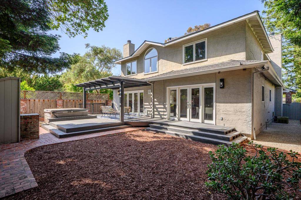 Mountain View, CA 94043,137 Sherland AVE