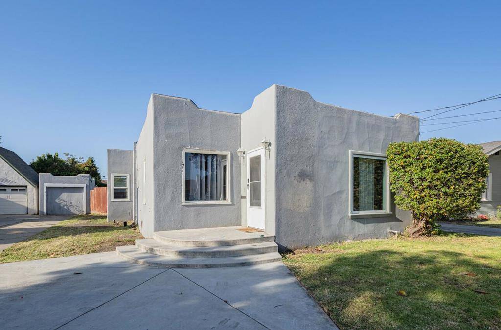 121 OAK ST, Salinas, CA 93901