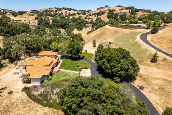 Atascadero, CA 93422,9400 Corriente RD