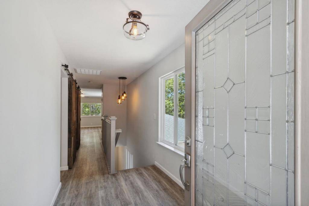 Los Gatos, CA 95033,24895 Skyland RD