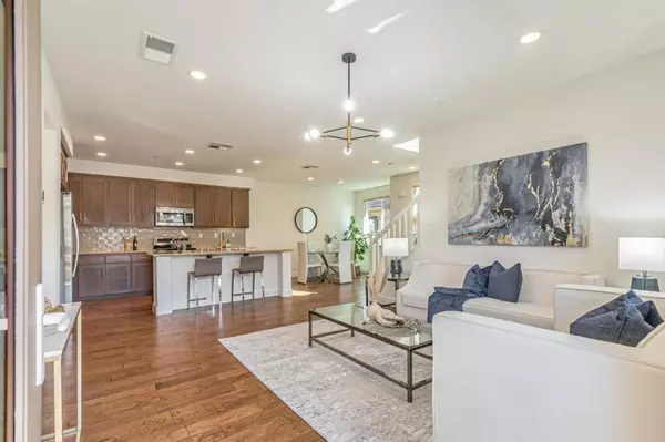 Newark, CA 94560,38984 Primula TER