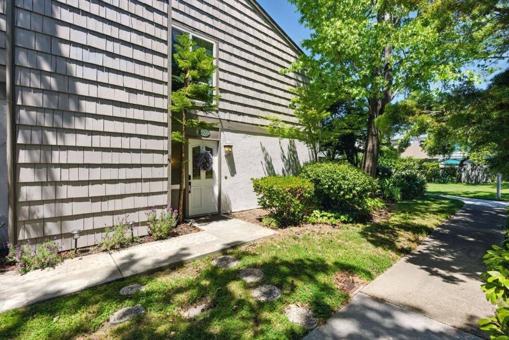 971 Marquette LN, Foster City, CA 94404