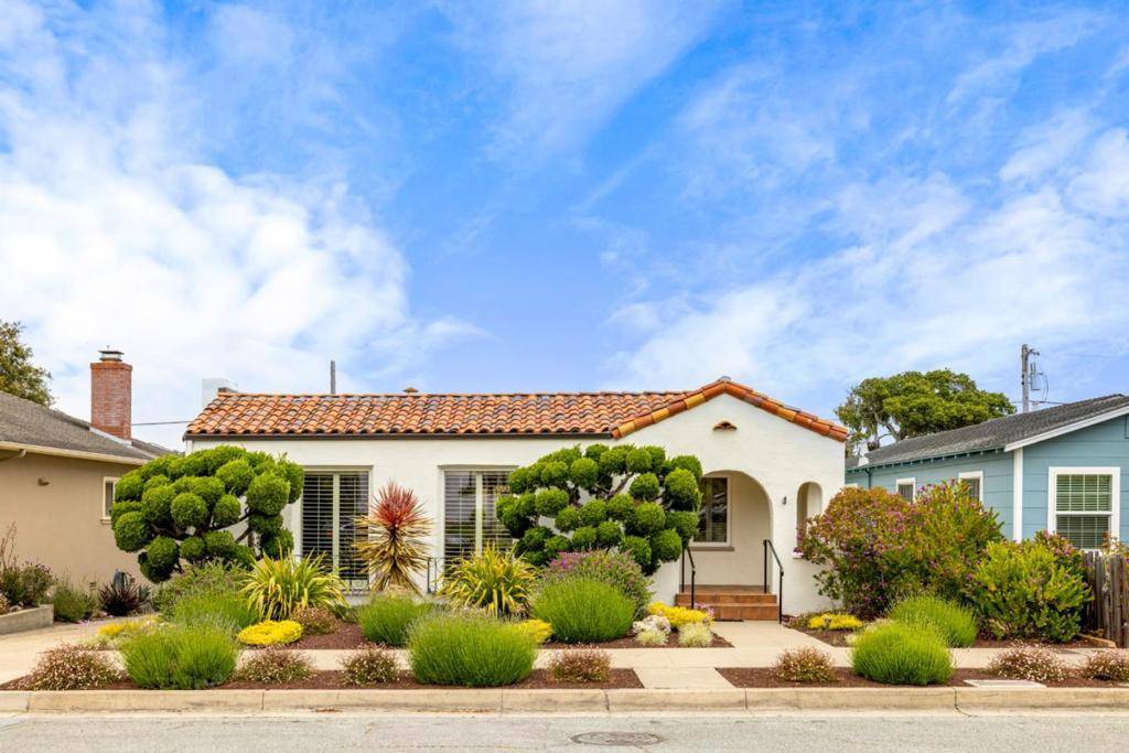 636 Spazier Avenue, Pacific Grove, CA 93950