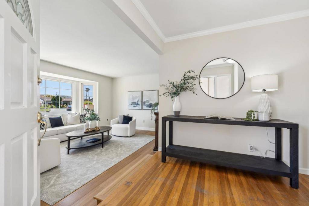Foster City, CA 94404,334 Sunfish CT