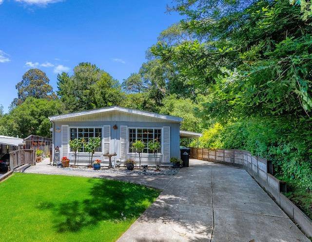 Capitola, CA 95010,300 Plum ST