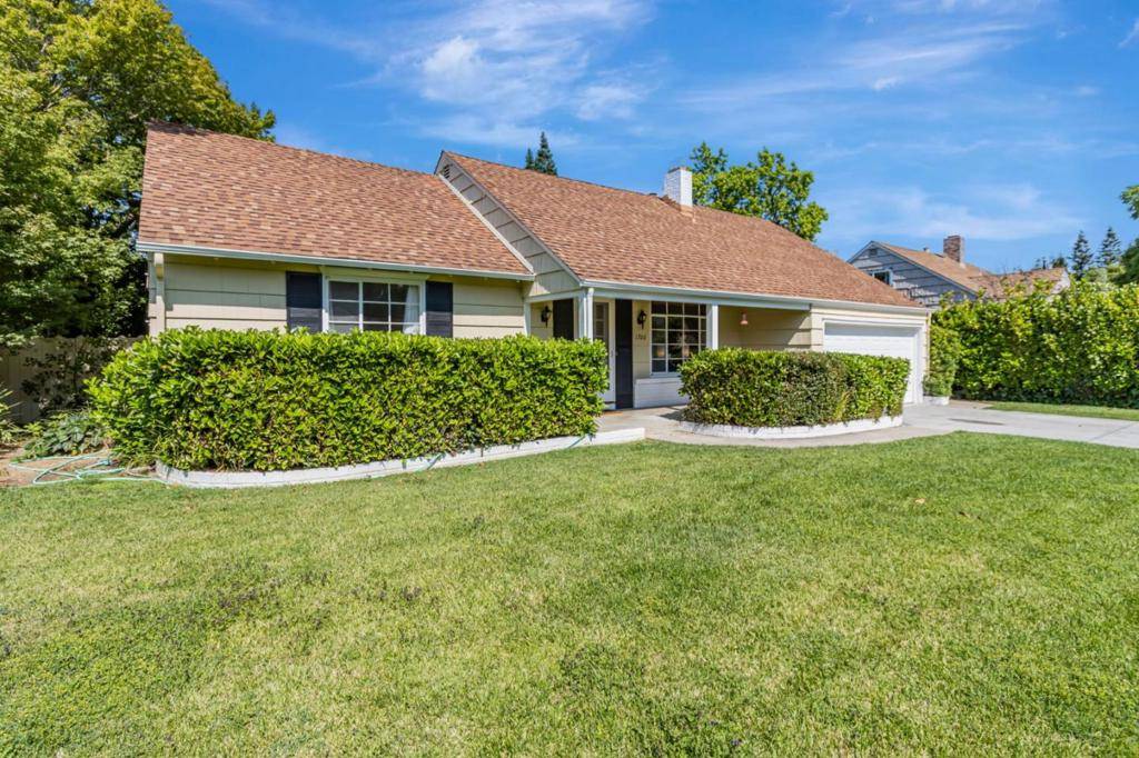 1700 Parkhills AVE, Los Altos, CA 94024